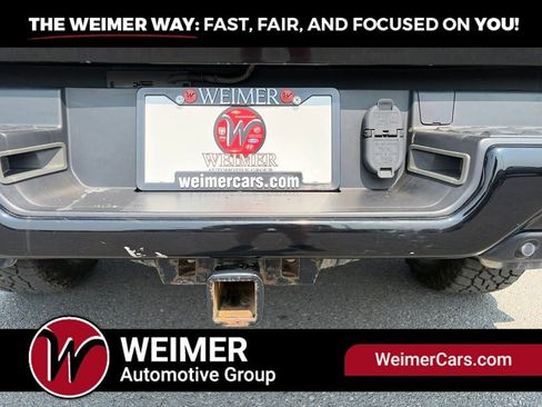 Used 2020 RAM 1500 Laramie w/ Sport Appearance Package AWD/4WD image 12