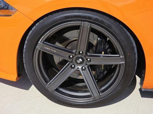 Used 2021 Ford Mustang GT w/ Equipment Group 301A RWD image 9