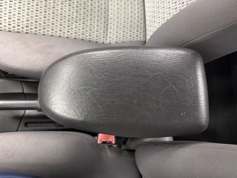 Used 2006 Ford Focus ZX4 Sedan image 37