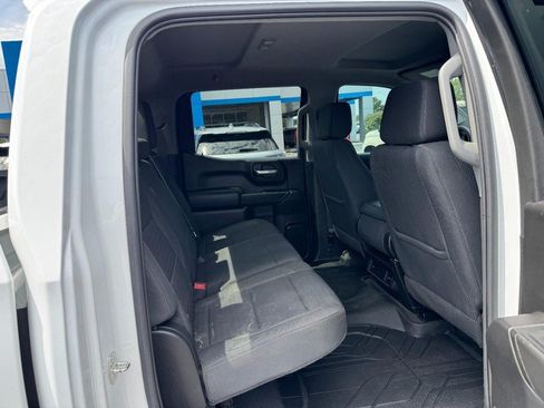 Used 2023 Chevrolet Silverado 1500 Custom AWD/4WD image 10
