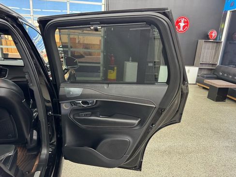 Used 2019 Volvo XC90 T6 R-Design w/ Advanced Package image 18