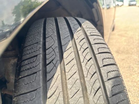 Used 2015 Toyota Prius Three w/ Solar Roof Package FWD image 44