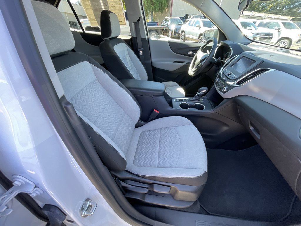 Certified 2024 Chevrolet Equinox LS w/ LS Convenience Package FWD image 25