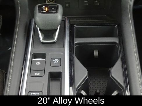 Used 2022 Nissan Pathfinder SL w/ SL Premium Package image 41