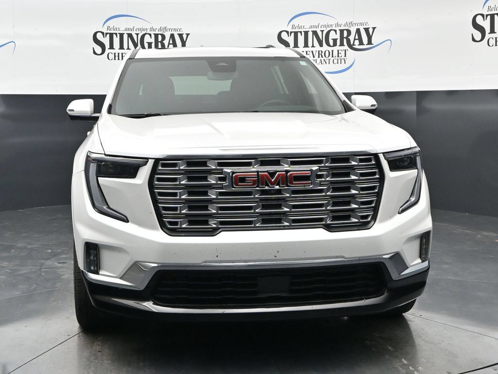 Used 2025 GMC Acadia Denali w/ LPO, Floor Liner Package FWD image 2