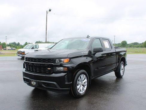 Used 2022 Chevrolet Silverado 1500 Custom RWD image 4