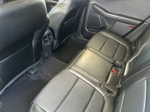 Used 2020 Ford Escape Titanium AWD/4WD image 12