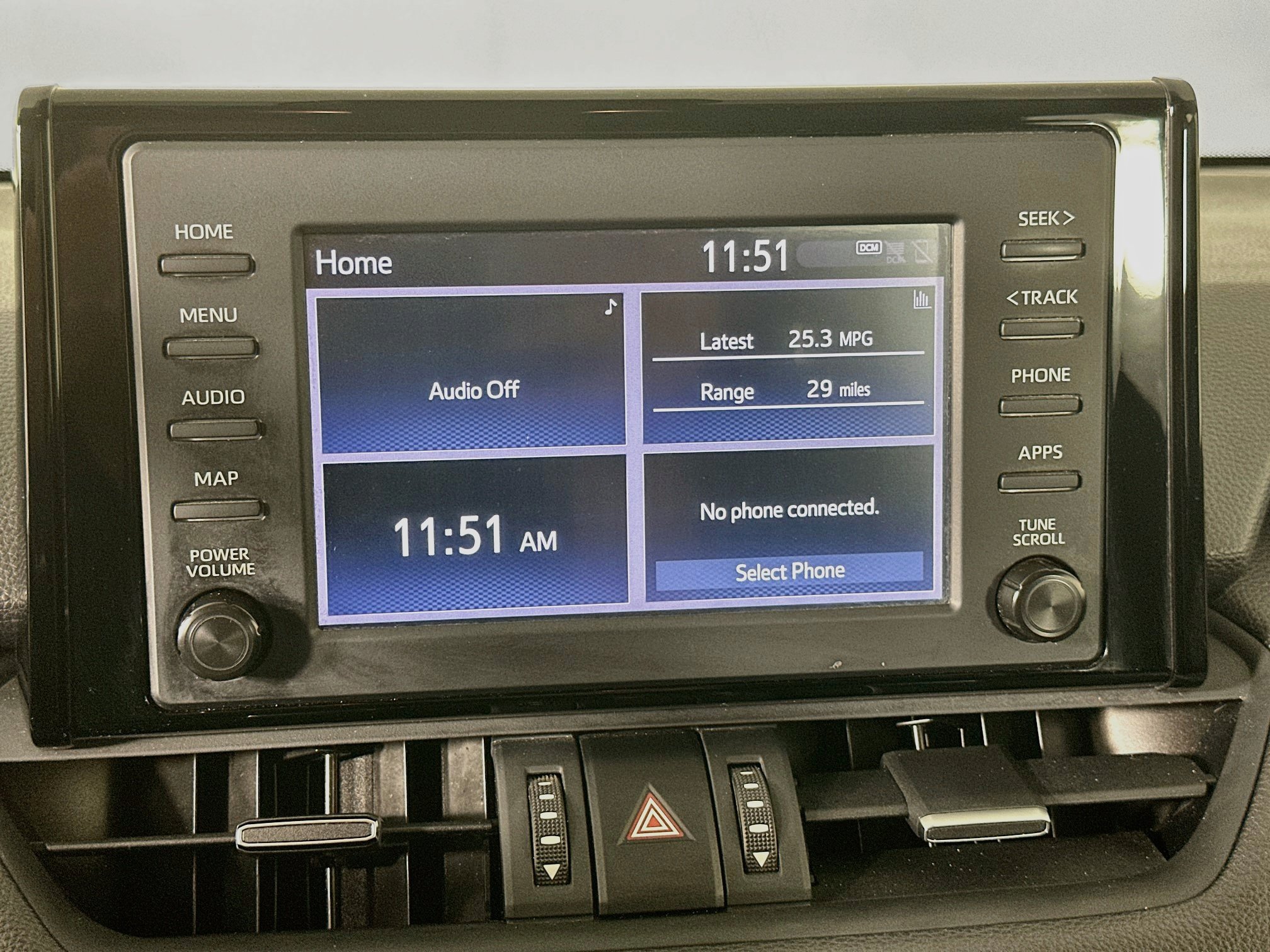 Used 2019 Toyota RAV4 XLE Premium FWD image 21