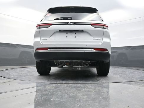 New 2026 Jeep Grand Cherokee Limited w/ Luxury Tech Group II image 24