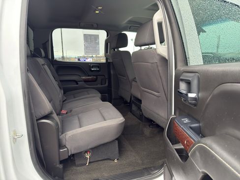 Used 2018 GMC Sierra 2500 SLE image 11