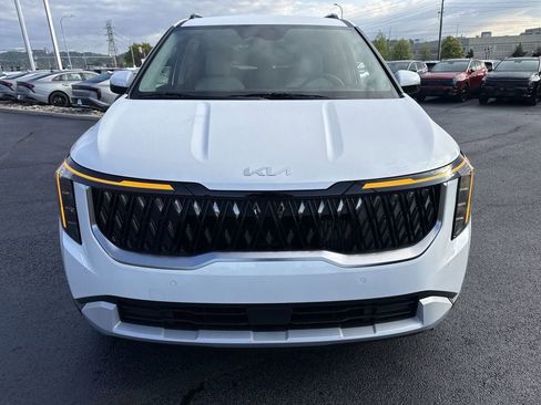 New 2026 Kia Carnival EX FWD image 2