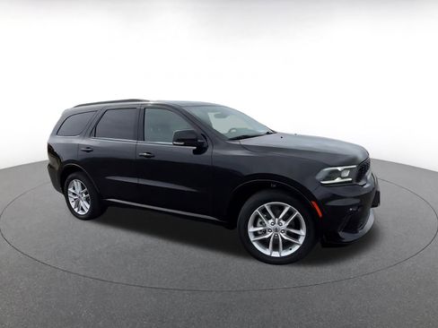 Used 2023 Dodge Durango GT image 2