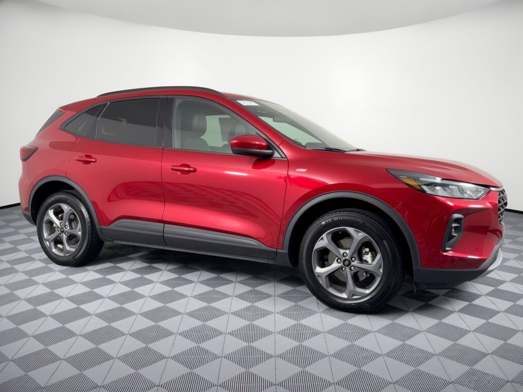 Used 2025 Ford Escape ST-Line Select AWD/4WD image 8