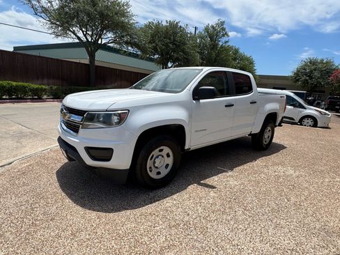 Used 2018 Chevrolet Colorado W/T w/ WT Convenience Package AWD/4WD image 12