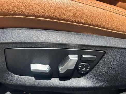Used 2019 BMW 530i RWD image 25