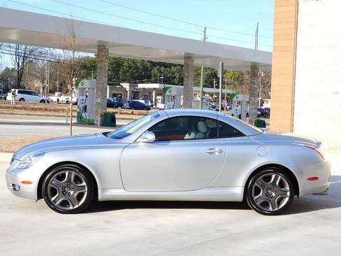 Used 2006 Lexus SC 430 Convertible image 24