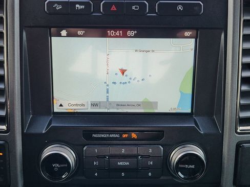 Used 2018 Ford F150 Raptor w/ Equipment Group 802A Luxury AWD/4WD image 23