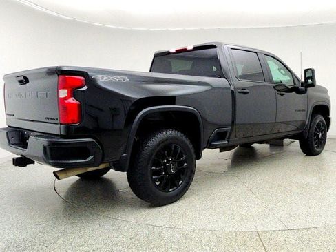 Used 2025 Chevrolet Silverado 2500 Custom w/ Custom Blackout Package AWD/4WD image 5