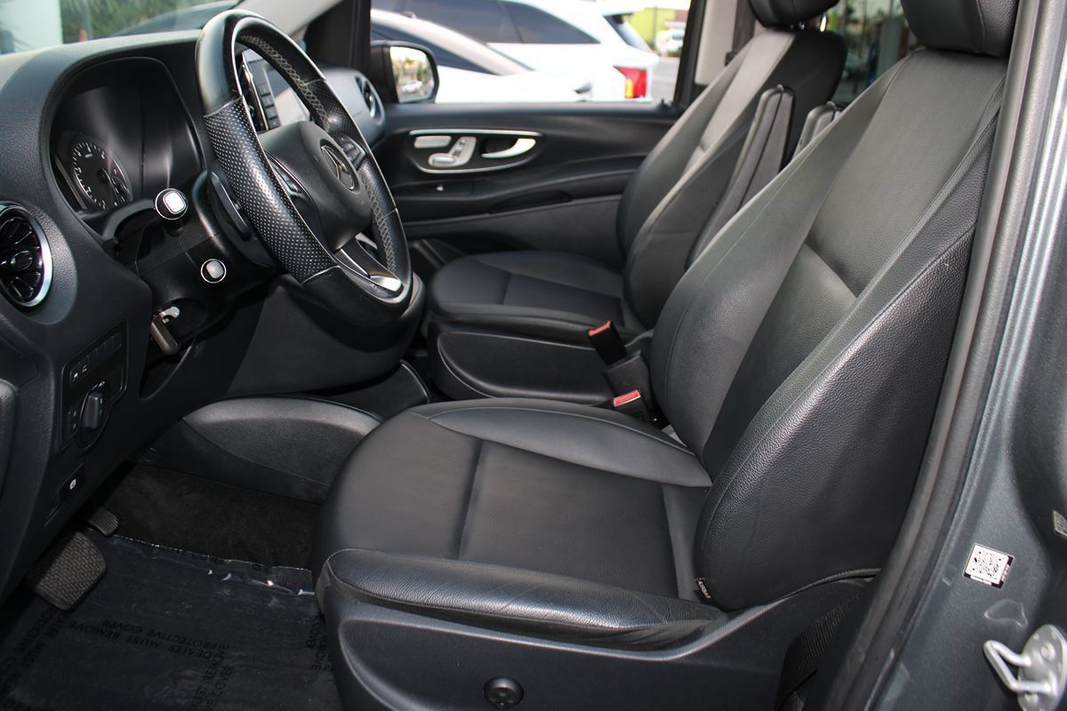 Used 2021 Mercedes-Benz Metris Passenger image 24