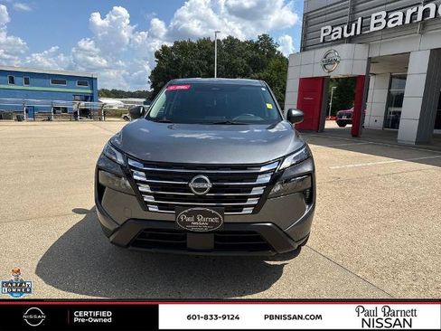 Certified 2026 Nissan Rogue S FWD image 17