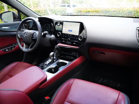 Used 2024 Lexus NX 250 FWD image 28