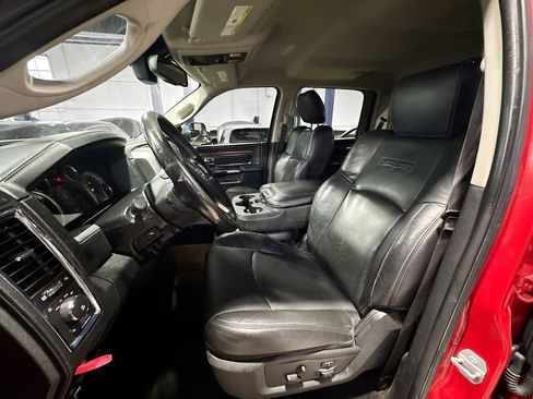 Used 2016 RAM 1500 Laramie image 22