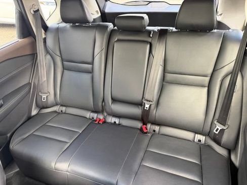 Used 2023 Nissan Rogue SL AWD/4WD image 18