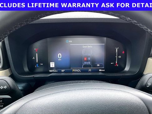 Used 2025 Ford Maverick Lariat w/ 4K Tow Package AWD/4WD image 17