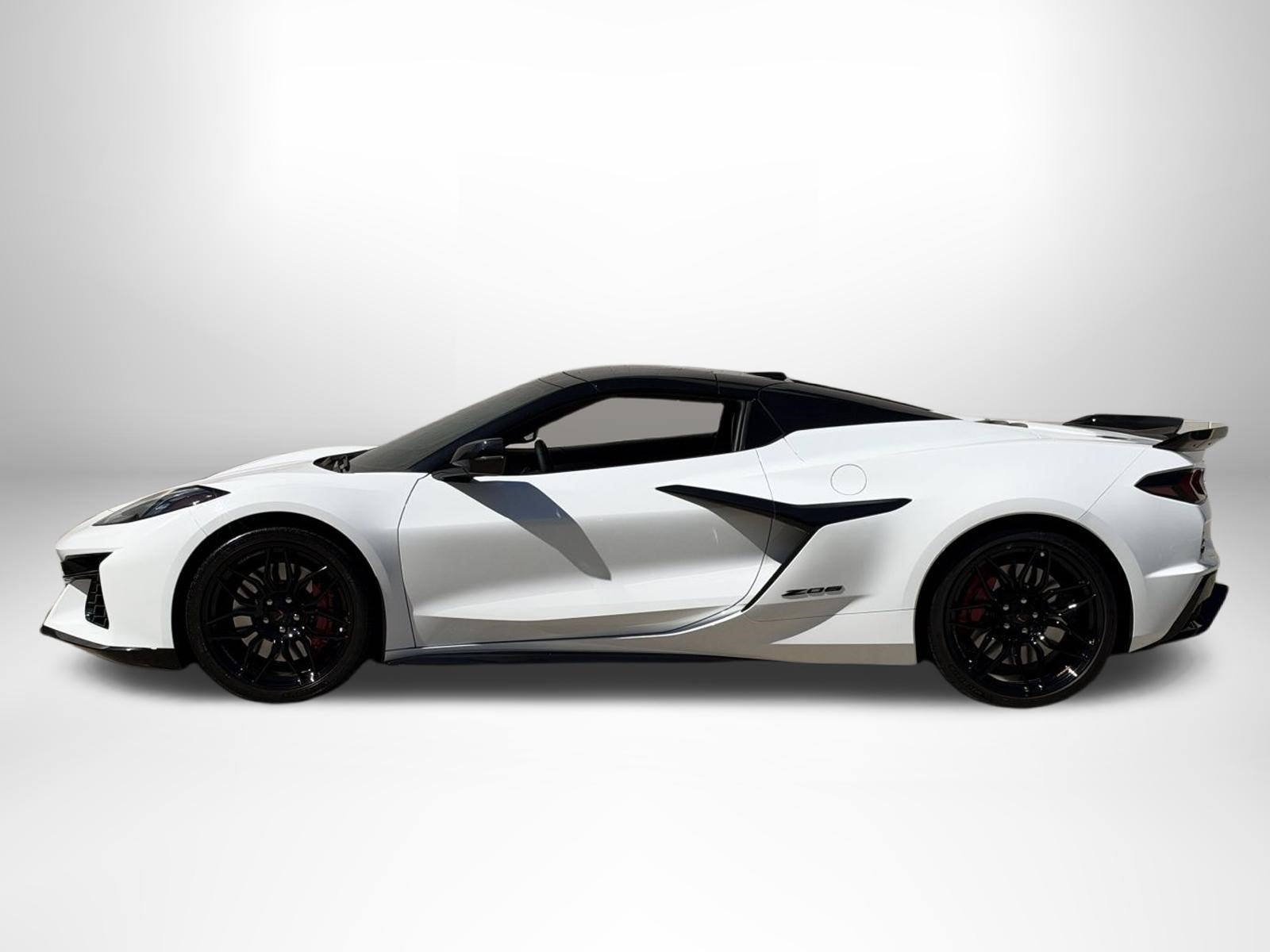 Used 2026 Chevrolet Corvette Z06 RWD image 6