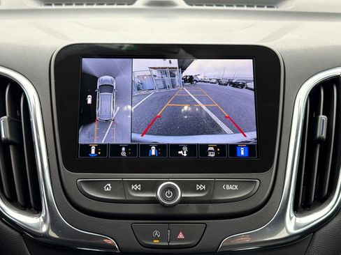 Used 2024 Chevrolet Equinox LT image 27