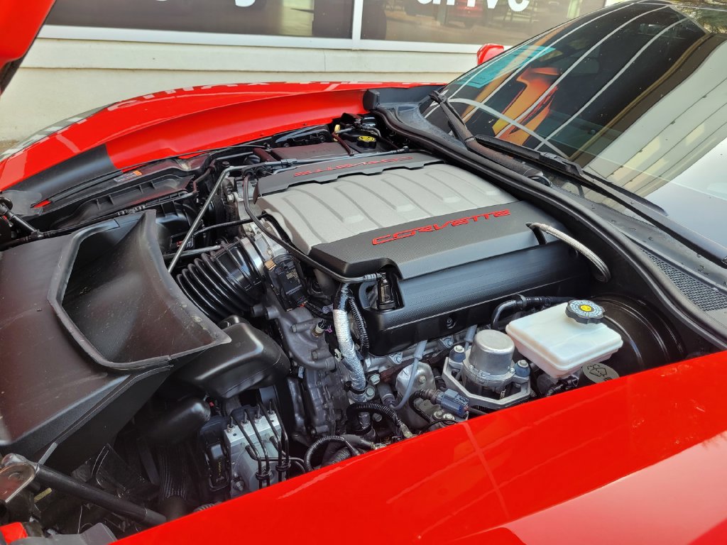 Used 2018 Chevrolet Corvette Grand Sport RWD image 40