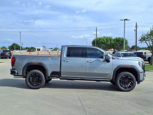 New 2026 GMC Sierra 2500 Denali w/ Denali Reserve Package AWD/4WD image 2