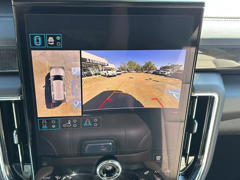 New 2026 GMC Yukon Elevation image 35