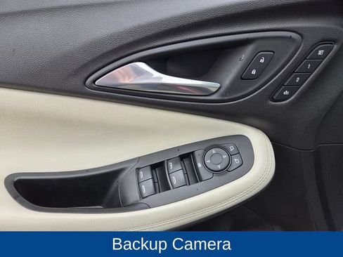 Used 2021 Buick Encore GX Essence w/ Advanced Technology Package AWD/4WD image 16