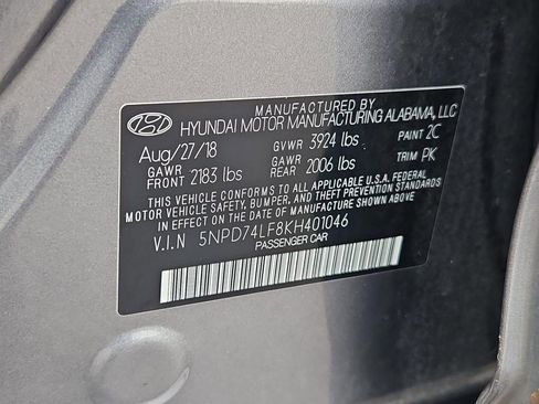 Used 2019 Hyundai Elantra SE FWD image 32