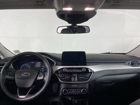 Used 2022 Ford Escape SEL image 17