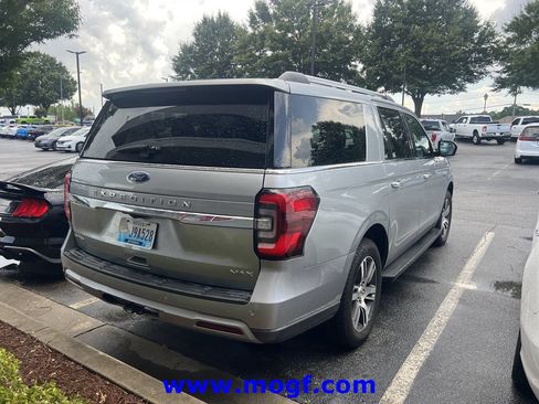 Used 2024 Ford Expedition Max Limited AWD/4WD image 3