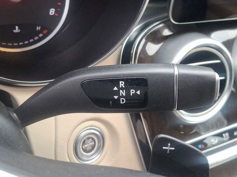Used 2019 Mercedes-Benz C 300 4MATIC Sedan image 16