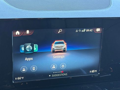 Used 2021 Mercedes-Benz GLB 250 image 27