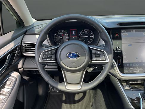 Used 2025 Subaru Outback Limited AWD/4WD image 16