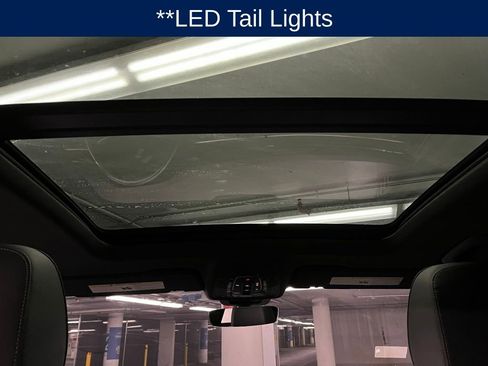 Used 2019 Audi Q8 Premium w/ Convenience Package image 9