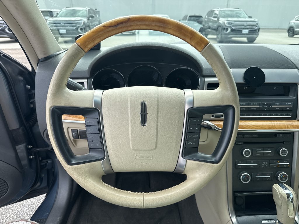 Used 2012 Lincoln MKZ FWD image 16