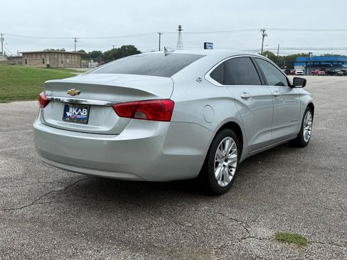 Used 2018 Chevrolet Impala LS FWD image 2
