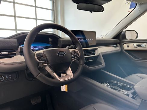 New 2026 Ford Explorer Active w/ Active Comfort Package image 34