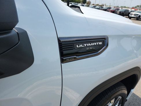 Certified 2026 GMC Sierra 1500 Denali Ultimate AWD/4WD image 7