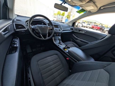 Used 2018 Ford Edge SEL AWD/4WD image 5