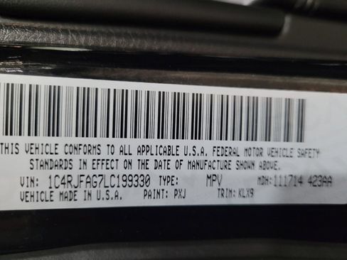 Used 2020 Jeep Grand Cherokee Altitude image 33