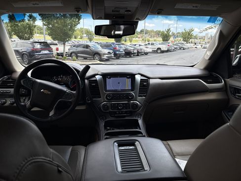 Used 2020 Chevrolet Tahoe Premier w/ Premier 6.2L Value Package image 29