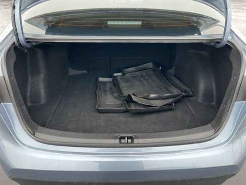 Used 2024 Toyota Corolla LE image 28