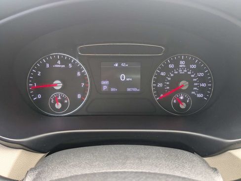 Used 2020 Kia Sorento LX w/ LX I4 Convenience Package FWD image 30